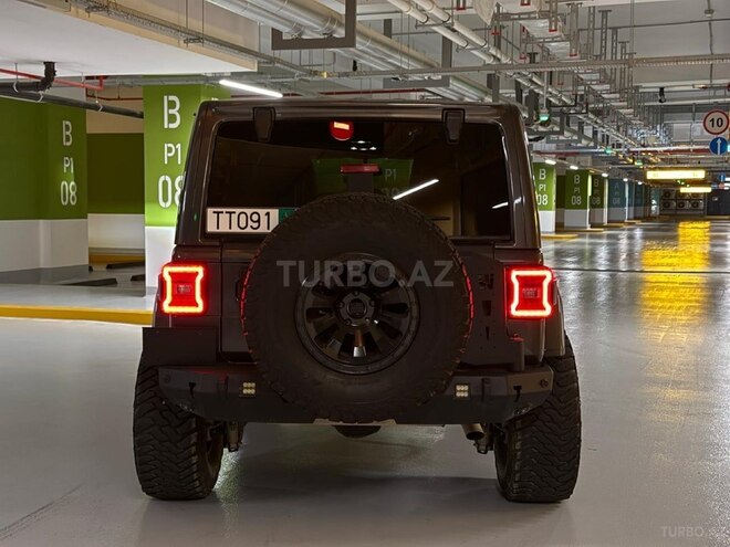 Jeep Wrangler-2