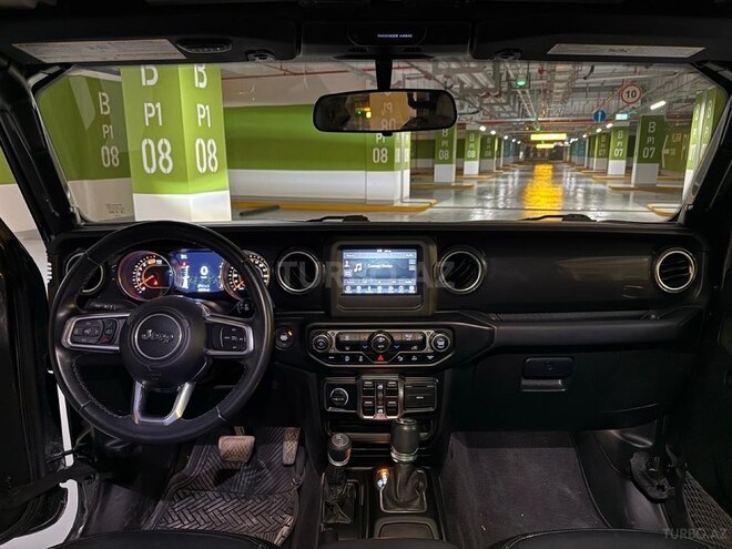 Jeep Wrangler-10