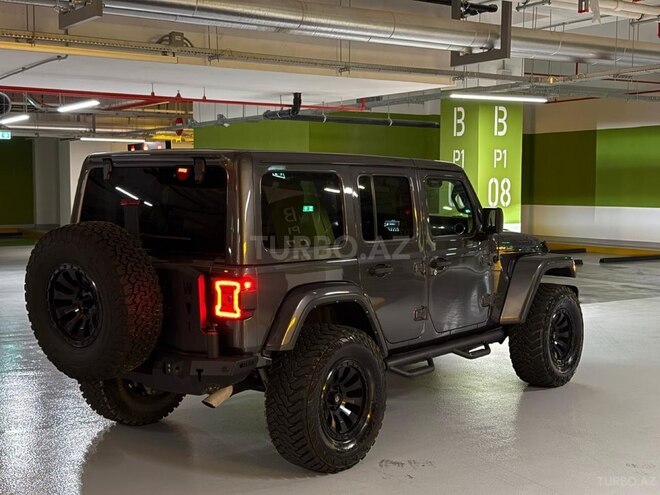Jeep Wrangler-4