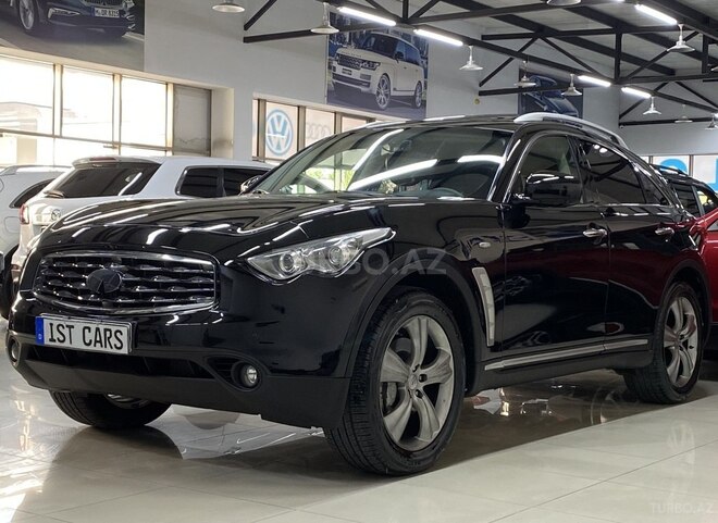 Infiniti FX35-3