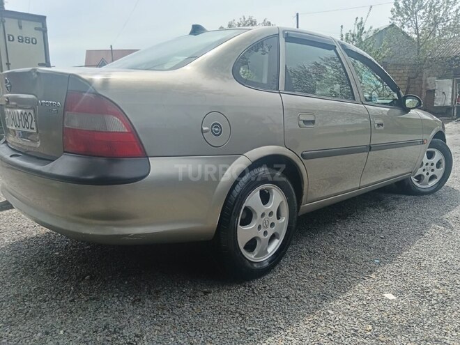 Opel Vectra-6