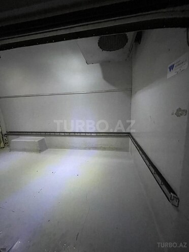 Ford Transit-4