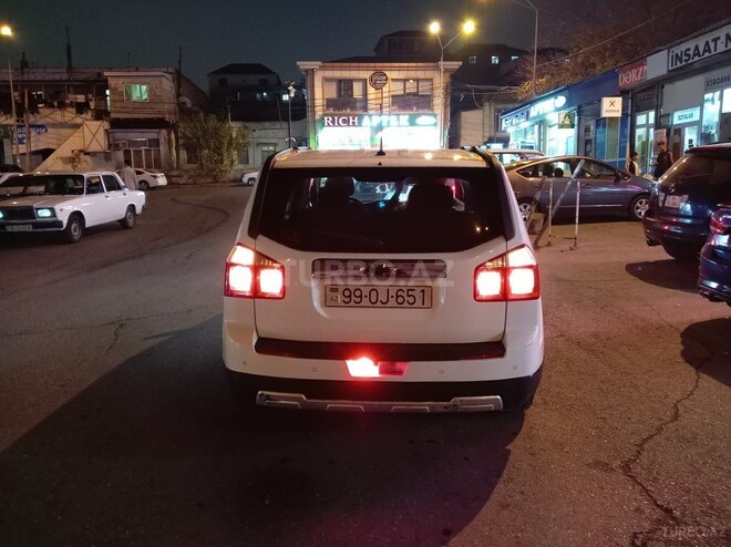 Chevrolet Orlando-9