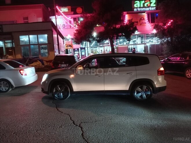 Chevrolet Orlando-8