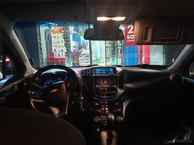 Chevrolet Orlando-13