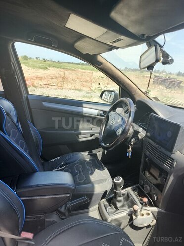 Opel Astra-2