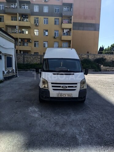 Ford Transit-1