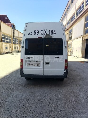 Ford Transit-2