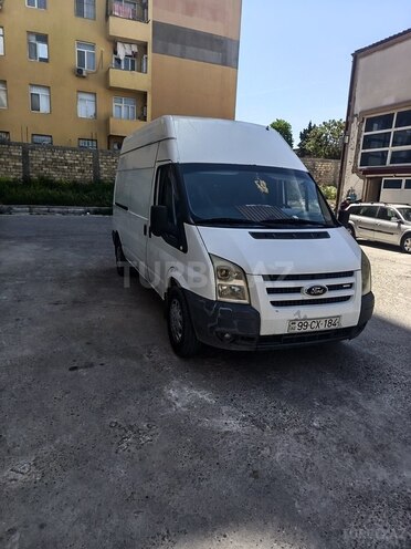 Ford Transit-7