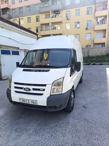Ford Transit-3