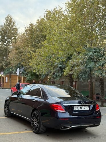 Mercedes E 300-6