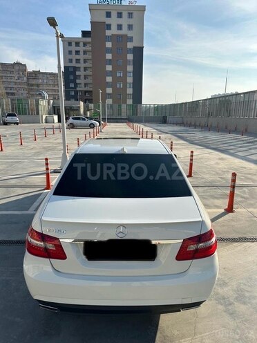 Mercedes E 350 2011, 288,000 km - 3.5 l - Bakı