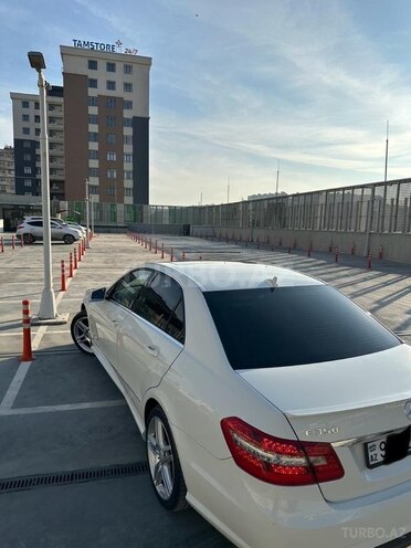 Mercedes E 350 2011, 288,000 km - 3.5 l - Bakı