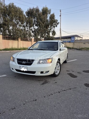 Hyundai Sonata-4