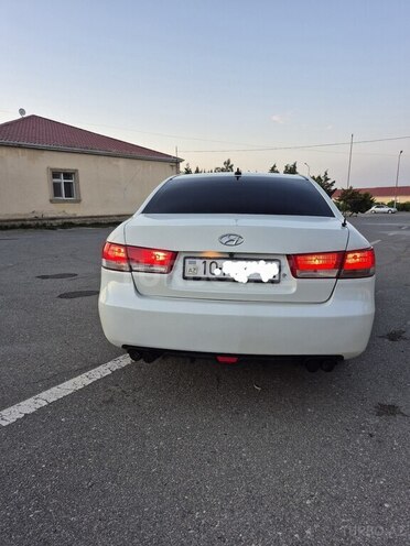 Hyundai Sonata-9