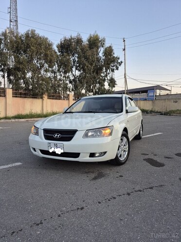 Hyundai Sonata-11