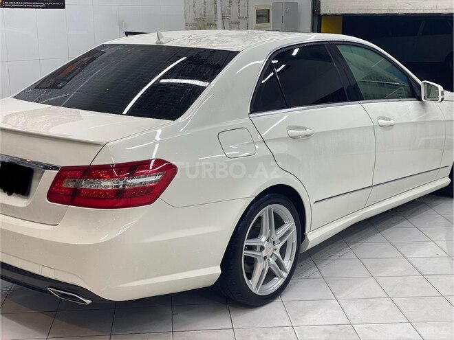 Mercedes E 350 2011, 288,000 km - 3.5 l - Bakı