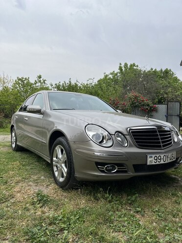 Mercedes E 220-3