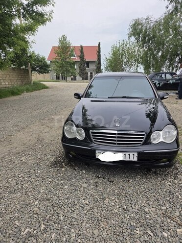 Mercedes C 200-1