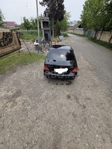 Mercedes C 200-2