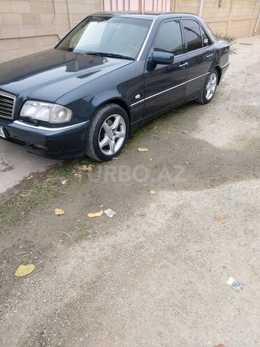 Mercedes C 240-4