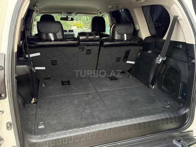 Toyota Land Cruiser Prado-11