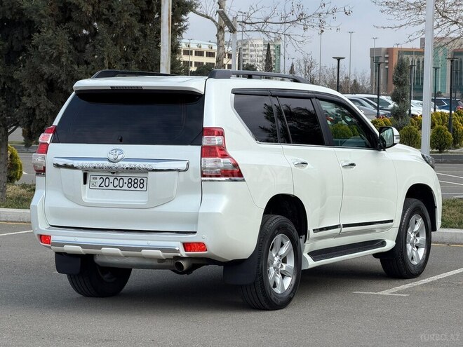 Toyota Land Cruiser Prado-10