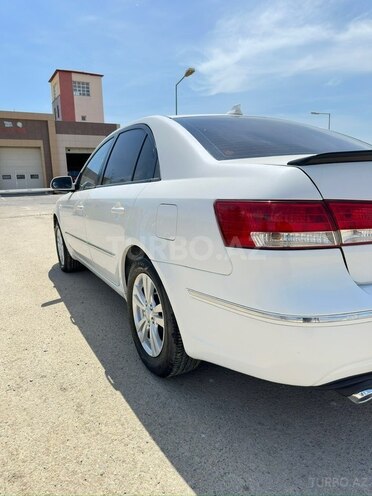 Hyundai Sonata-6