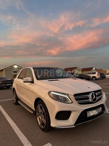 Mercedes GLE 250 4MATIC-4
