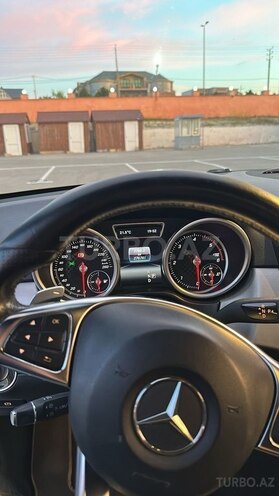 Mercedes GLE 250 4MATIC-6