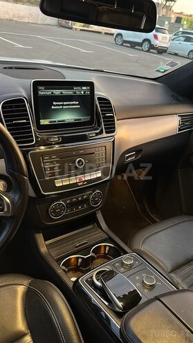 Mercedes GLE 250 4MATIC-8