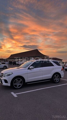Mercedes GLE 250 4MATIC-5