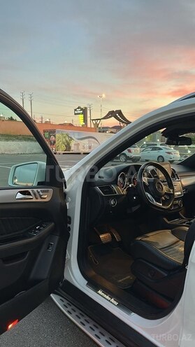 Mercedes GLE 250 4MATIC-9