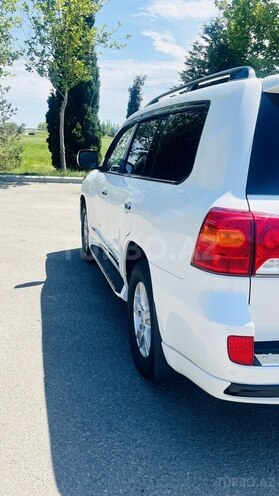 Toyota Land Cruiser-4