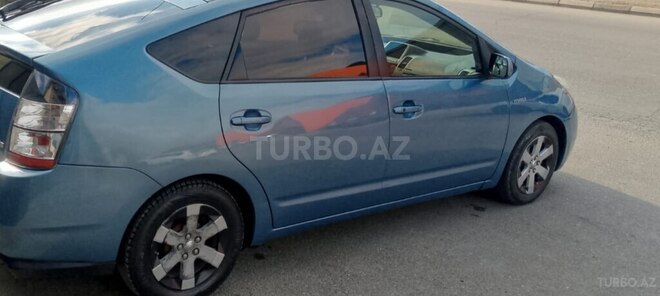 Toyota Prius-13