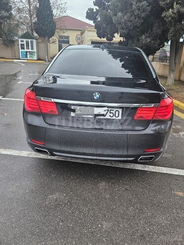 BMW 750-3