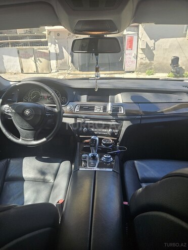 BMW 750-6