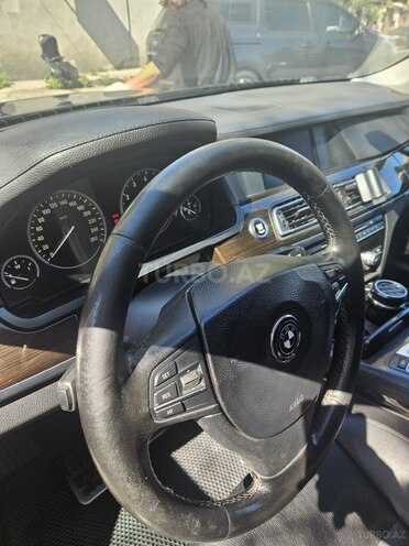 BMW 750-12