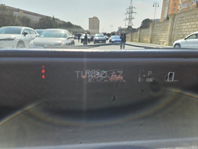 Toyota Aqua-5