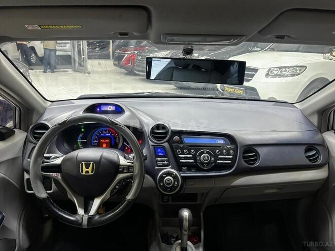 Honda Insight-13