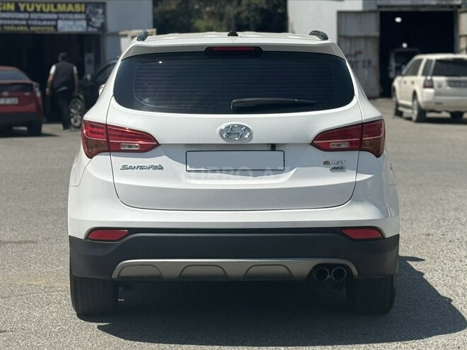 Hyundai Santa Fe-6