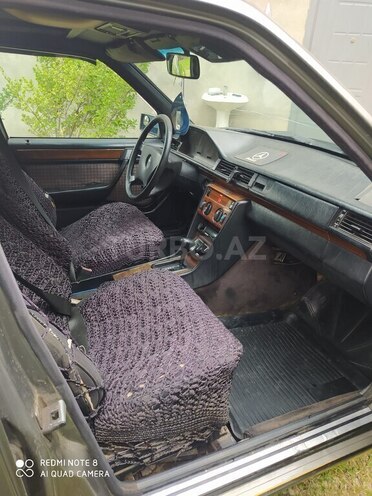 Mercedes 300 D-4