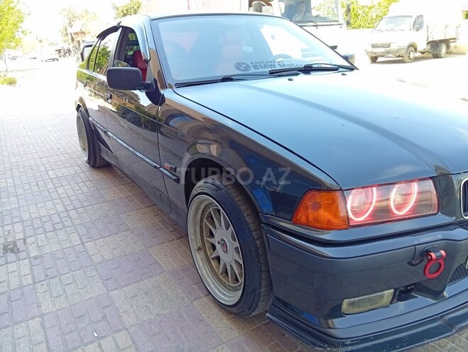 BMW 325-10