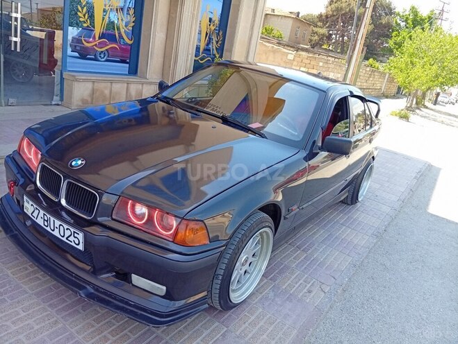 BMW 325-9