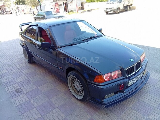 BMW 325-12