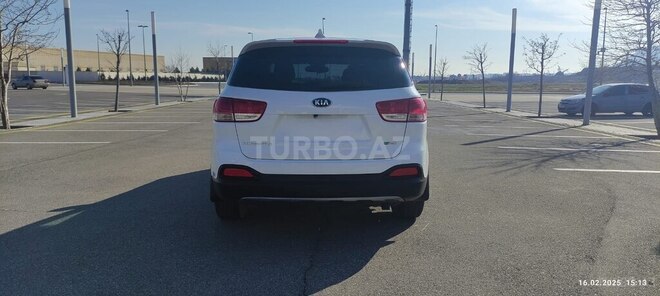 Kia Sorento-4