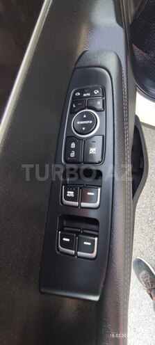 Kia Sorento-16