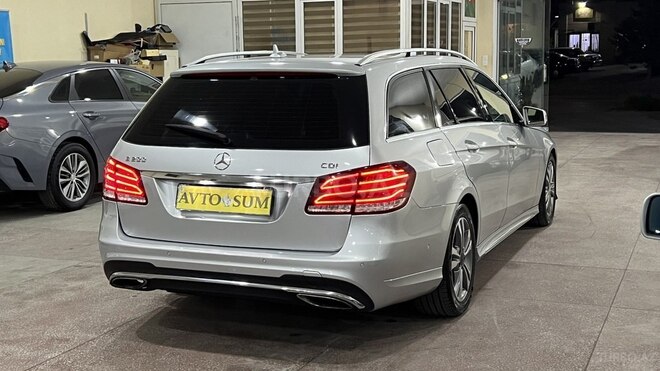 Mercedes E 250-8