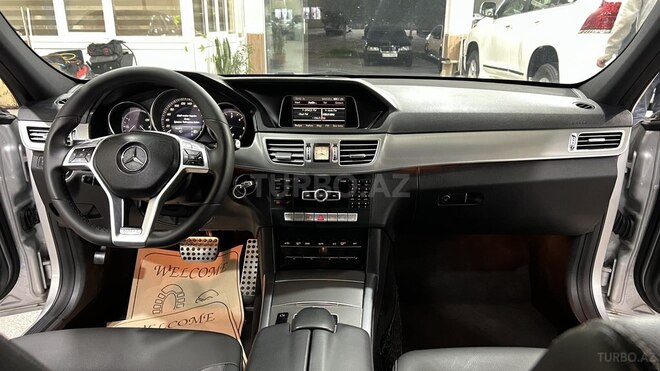 Mercedes E 250-19