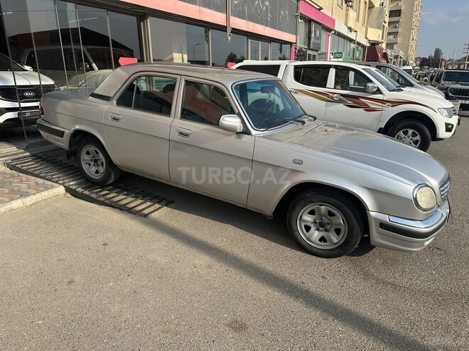 GAZ 3110 "Volga"-4